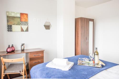 Lovely 4-Bedroom House near City Centre , Sleeps 7