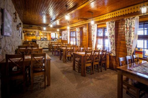 Restaurante, Gospoda Graniczna Bombaj Jakuszyce in Jakuszyce