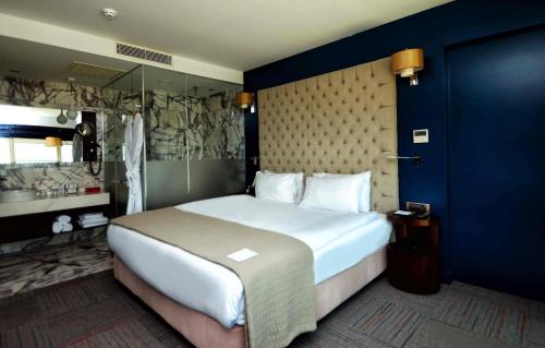 Ramada Encore by Wyndham Izmir, Izmir (zdjęcie 4)