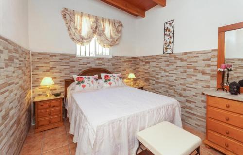 Awesome Home In Antequera With Wifi