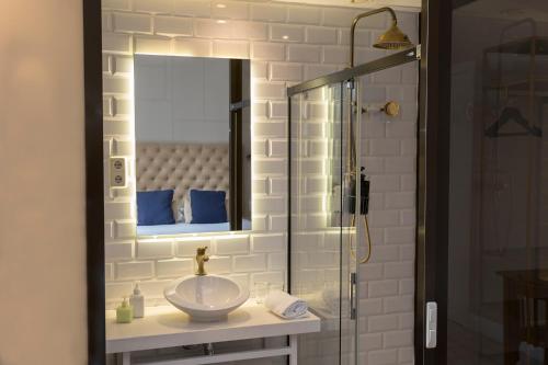 Cami Gallery Barcelona - image 14