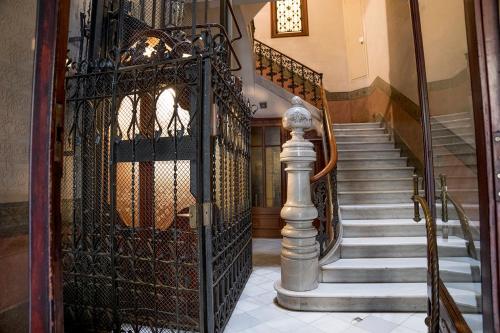 Cami Gallery Barcelona - image 2