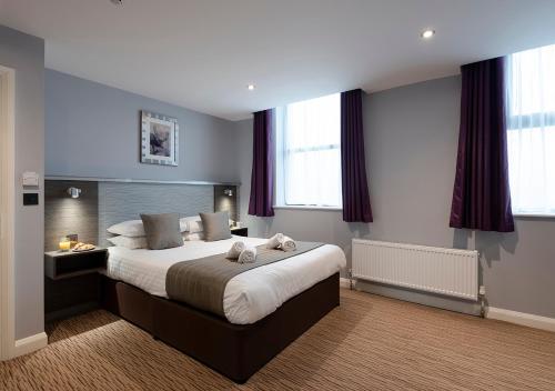 The Hogs Back & Spa Farnham in Guildford