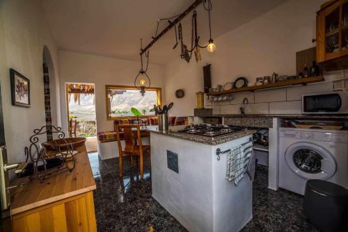 Casa Chalet La Casita in Tabayesco