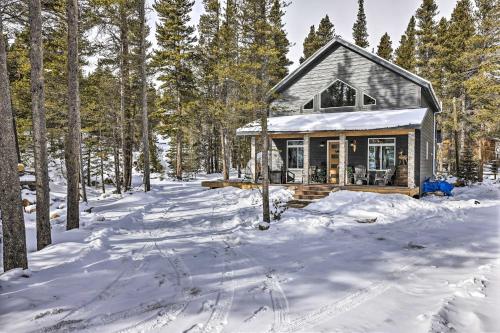 Modern Mtn Cabin Less Than 2 Mi to St Marys Glacier in St Mary's (CO)