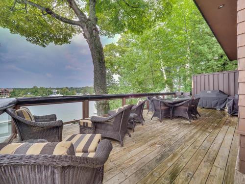 Black Duck Cottage in Hayes Township