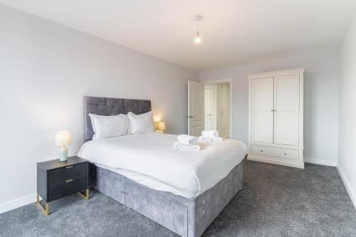 Contemporary 1 Bedroom Apartment in Central Birmingham