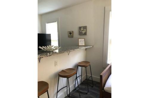 Impressive Cozy Historic 2BR Apt Near Downtown in San Antonio, USA