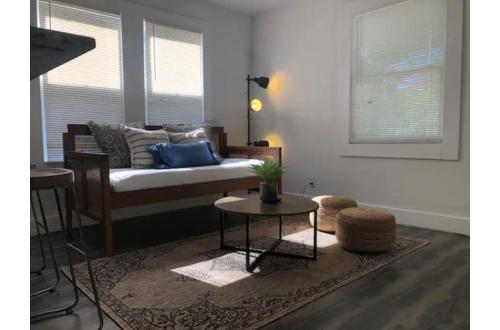 Impressive Cozy Historic 2BR Apt Near Downtown in San Antonio, USA