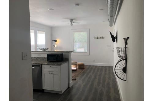 Impressive Cozy Historic 2BR Apt Near Downtown in San Antonio, USA