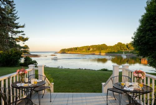 Dockside Guest Quarters