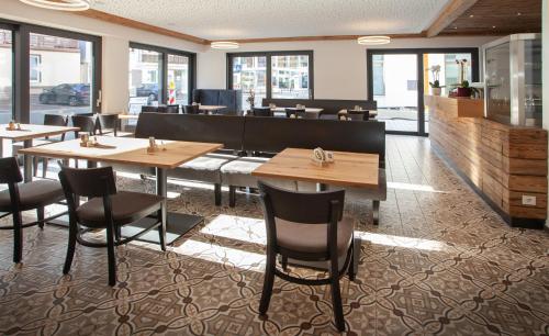 餐廳, Rose Bistro & Gästezimmer (Rose Bistro & Gastezimmer) in 阿爾滕施泰格