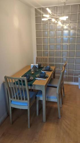 Luxury spacious apartment 10min walk to city center 2bed/2bath