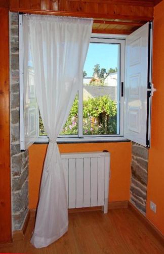 Aqua Rooms Sarria - image 5