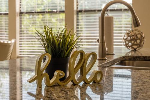 FRONTDESK 7606 Eastern Ave Greenway Park Apts Dallas