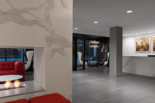 Modern CWE 1BR near BJC by Zencity - image 13
