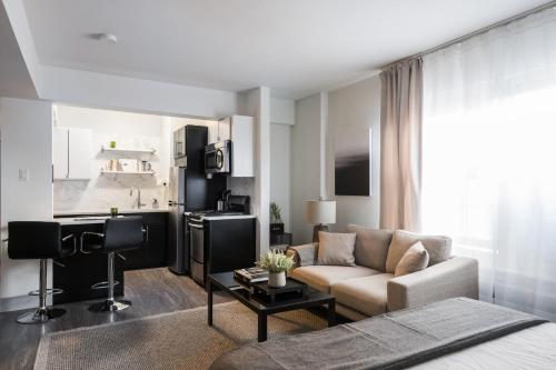 Sleek CWE Studio near BJC by Zencity - image 8