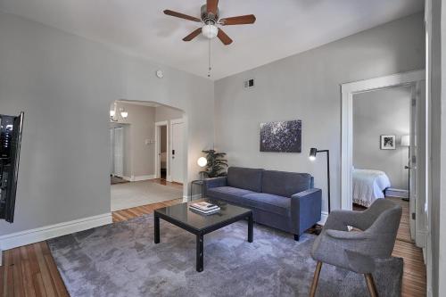 Classic DePaul 3BR with Full Kitchen by Zencity - image 2