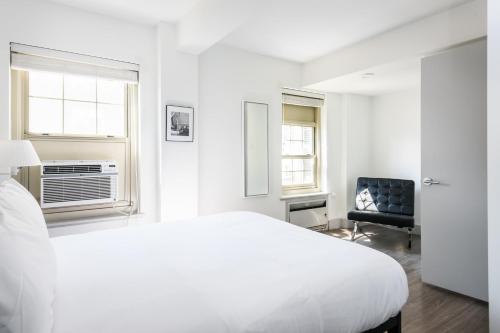Modern CWE 2BR near BJC by Zencity - image 10