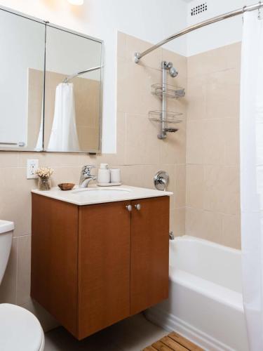 Warm CWE 1BR near BJC by Zencity - image 11