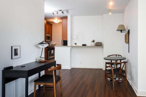 Warm CWE 1BR near BJC by Zencity - image 11