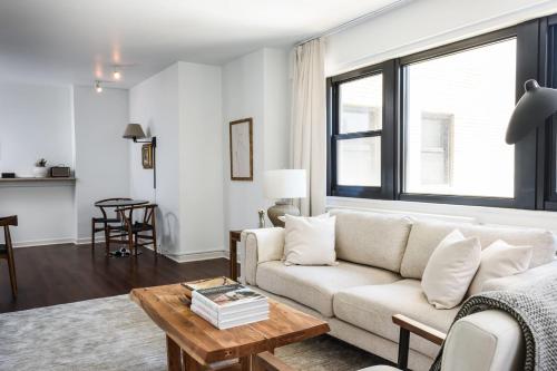 Warm CWE 1BR near BJC by Zencity - image 6