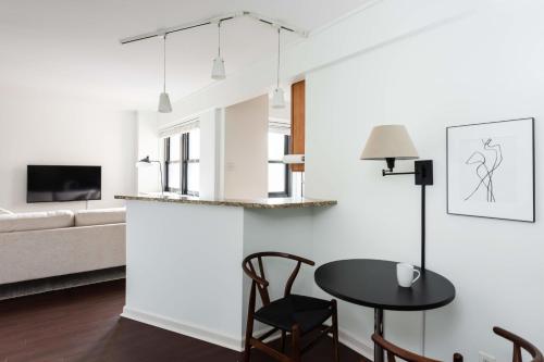 Warm CWE 1BR near BJC by Zencity - image 11