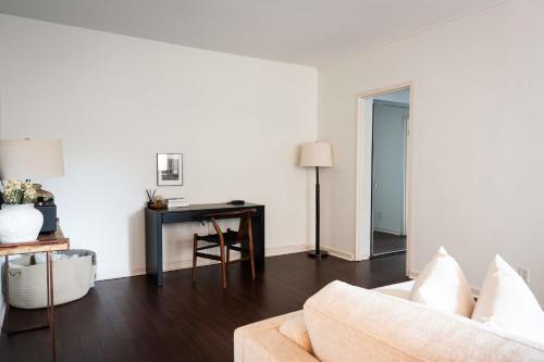 Warm CWE 1BR near BJC by Zencity - image 14