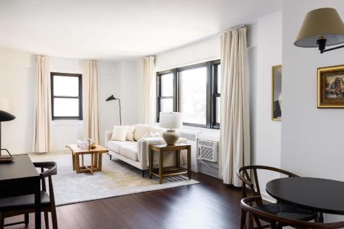 Warm CWE 1BR near BJC by Zencity - image 2