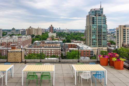 Warm CWE 1BR with Forest View by Zencity - image 11
