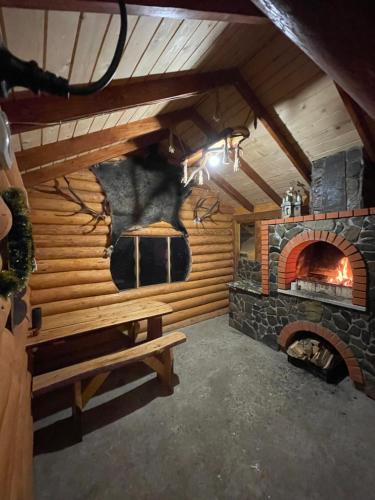 Hirska Vatra in 斯拉夫西克