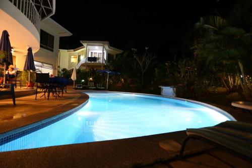 Bassein, The Hideaway Hotel in Samara