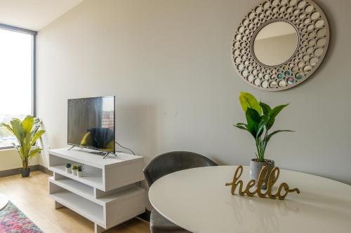 FRONTDESK 80 on the Commons Apts Downtown Columbus