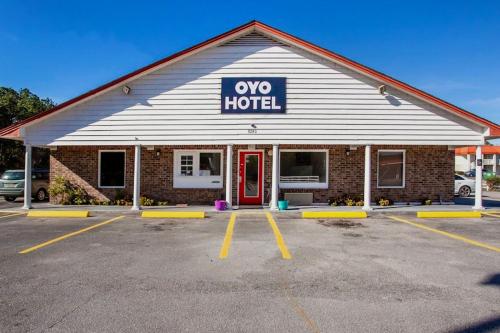 . OYO Hotel Ridgeland East