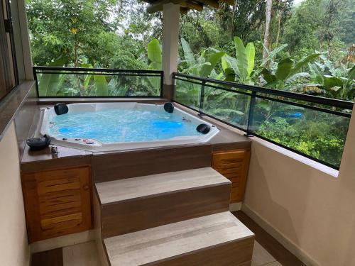 CASA DE VIDRO – khách sạn tại Ponte Branca