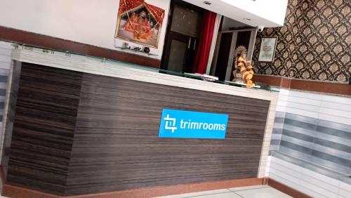 Trimrooms JMC Katra Railway Road