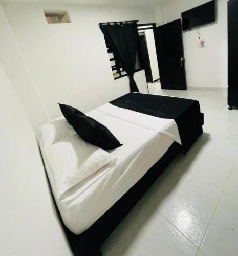 Standard Double Room with Fan image 2
