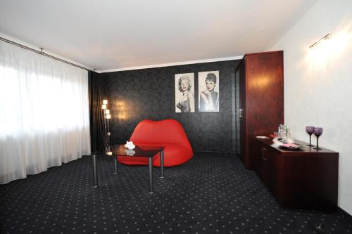 Hotel Linder - image 9