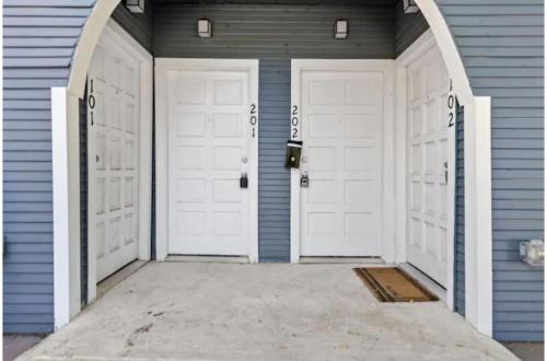 Impressive Cozy Historic 2BR Apt Near Downtown in San Antonio, USA