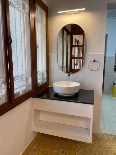 Hanu Reddy Residences - Nawab Habibullah Avenue photo