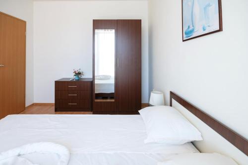 One-Bedroom Apartment with Balcony room in NLV Seaside Apartments