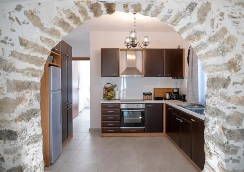 Kitchen, Yiayia's Place in Kourites
