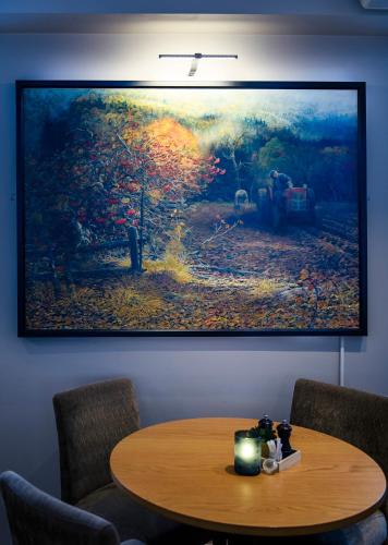 Clarion Collection Hotel Hammer - image 14