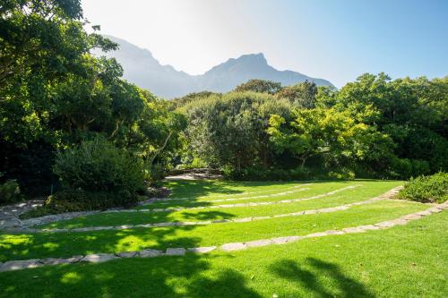 Vineyard Hotel Cape Town