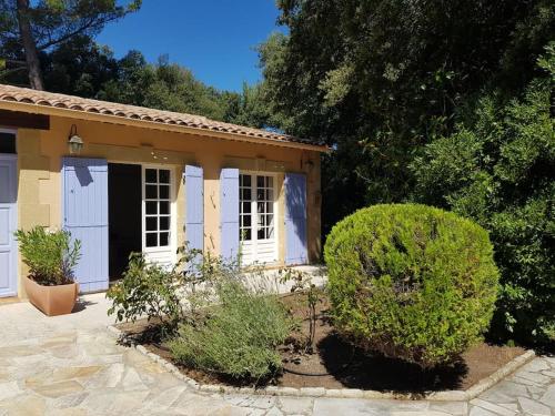 B&B La Bastide-des-Jourdans - Maisonnette dans le Luberon - Bois Romay - Bed and Breakfast La Bastide-des-Jourdans