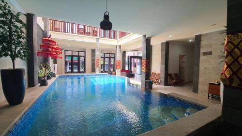 Grand Puri Hotel