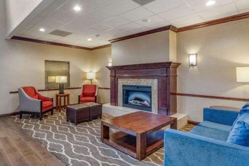 Comfort Inn & Suites St Louis-O'Fallon