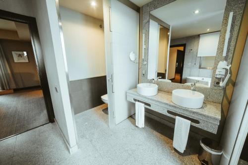 Hotel Conde Luna - image 14