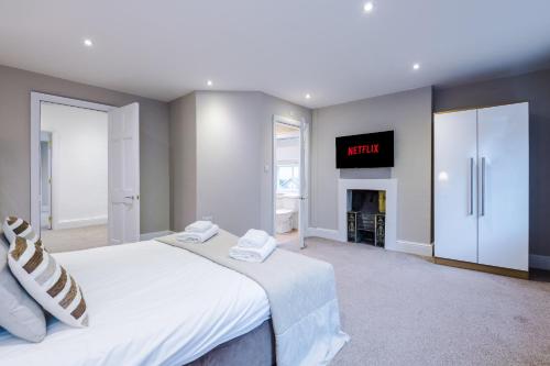Luxury Listed Townhouse 350 Yds From Racecourse - image 12
