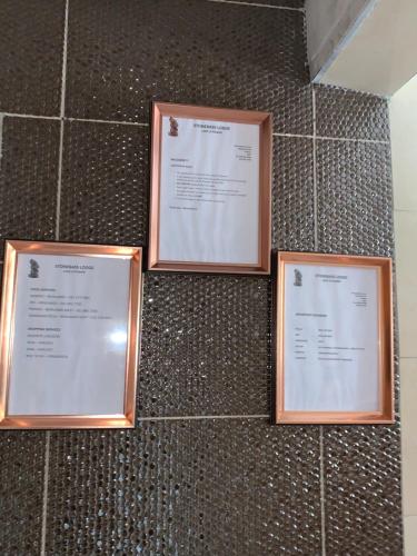 Stonebass Lodge in Newlands West